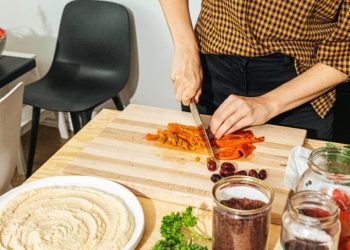 Diet for diverticulitis: Advice from a dietitian