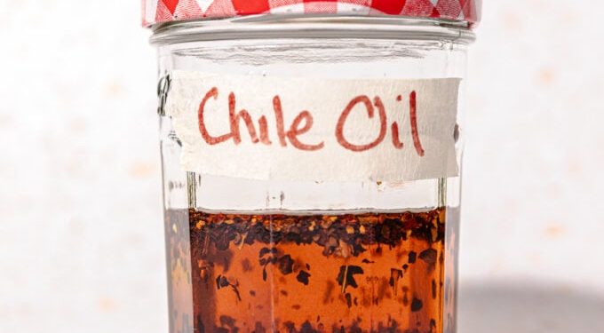Quick 5 Minute Italian-style Chili Oil