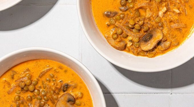 Filling Green Lentil Stew with Mushrooms