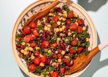 15 Minute Herby Bean Salad with Balsamic Dressing