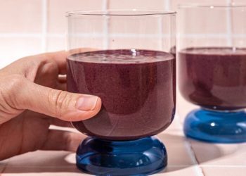 Luscious Black Forest Smoothie (15g protein!)