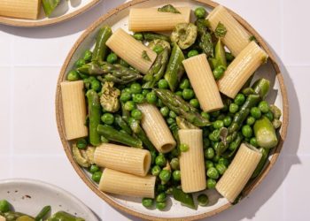 Chunky Asparagus Pasta Salad with Smashed Olives