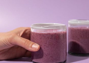Nourishing Strawberry Blueberry Smoothie with Chia Seeds