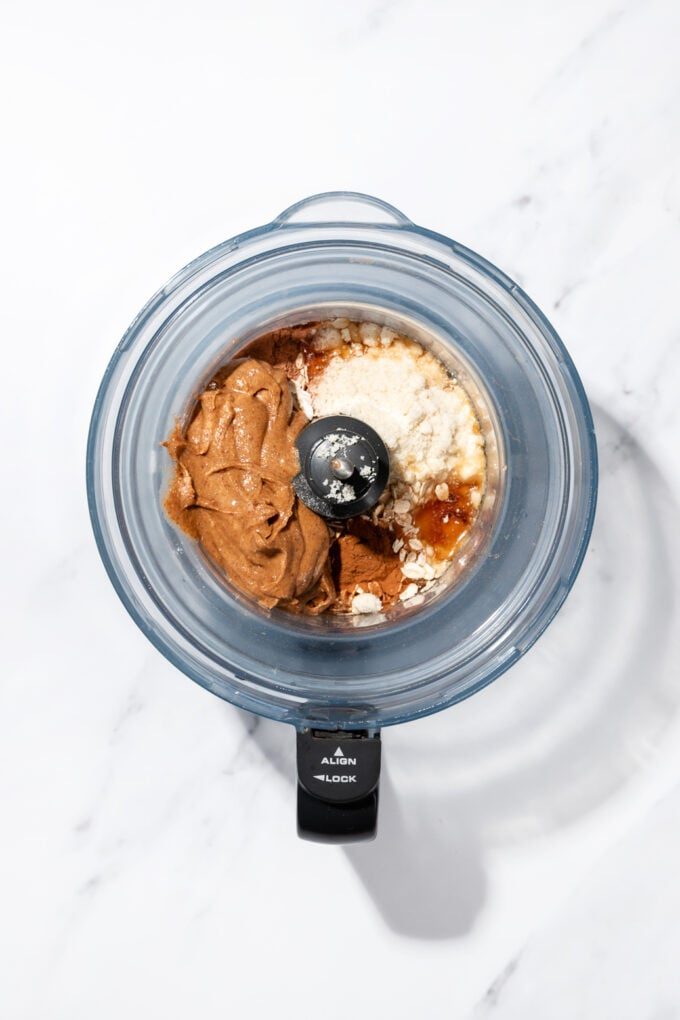 almond butter, oats, almond flour in food processor