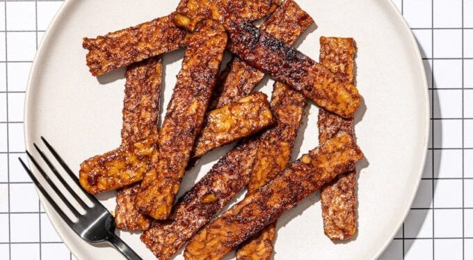 Chewy Pan-fried Tempeh Bacon with Maple