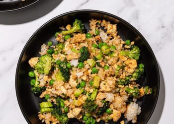 Crumbled Tofu Fried Rice with Broccoli and Peas