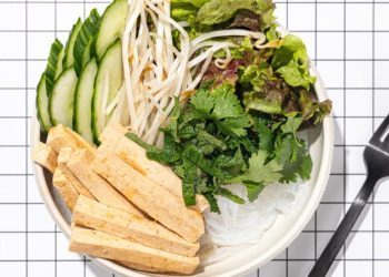 Vegan Vermicelli Bowl with Sesame Ginger Tofu