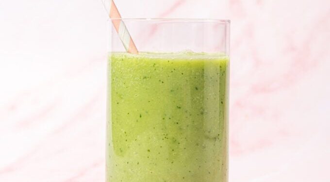 Creamy Green Apple Smoothie with Zucchini
